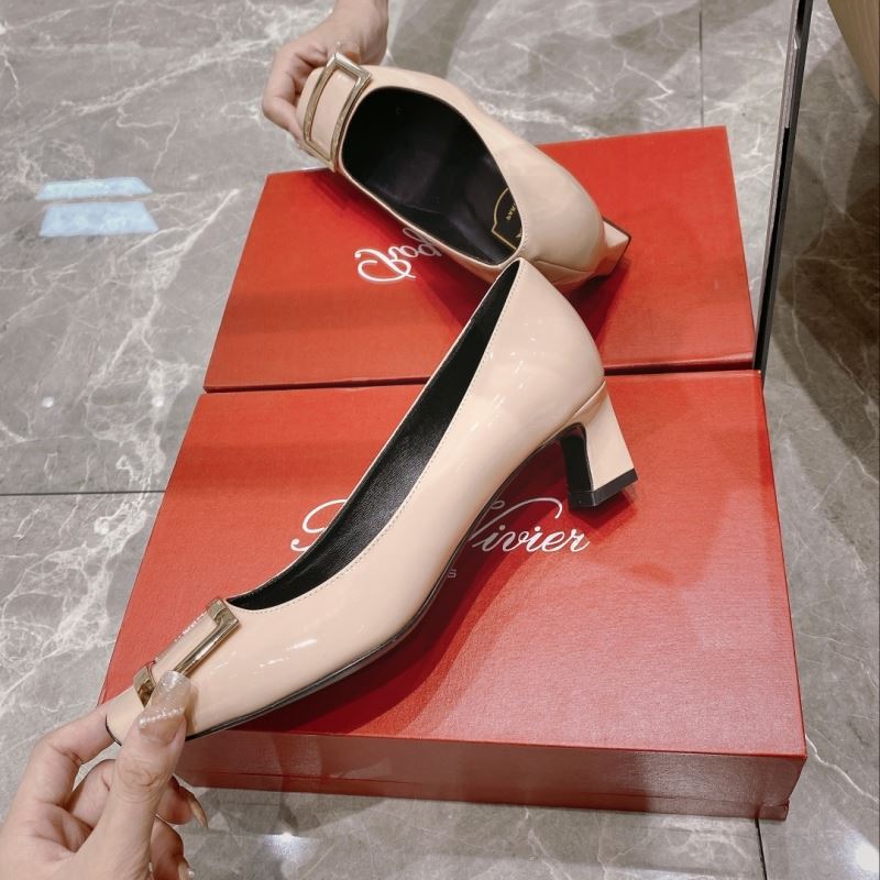 Roger Vivier flat shoes